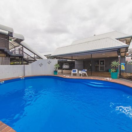 Metro Motel Rockhampton Zewnętrze zdjęcie